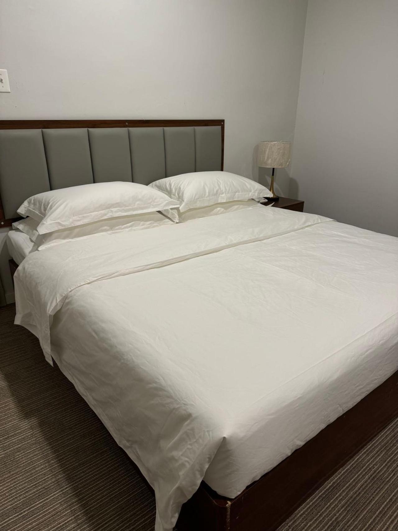 גרפאן Water Bay Hotel Saipan מראה חיצוני תמונה