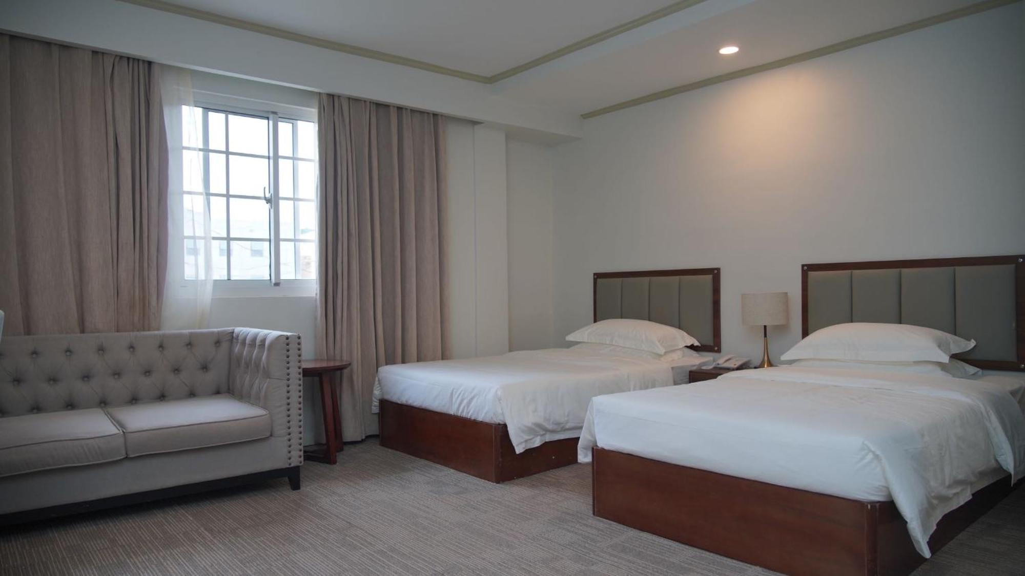 גרפאן Water Bay Hotel Saipan מראה חיצוני תמונה
